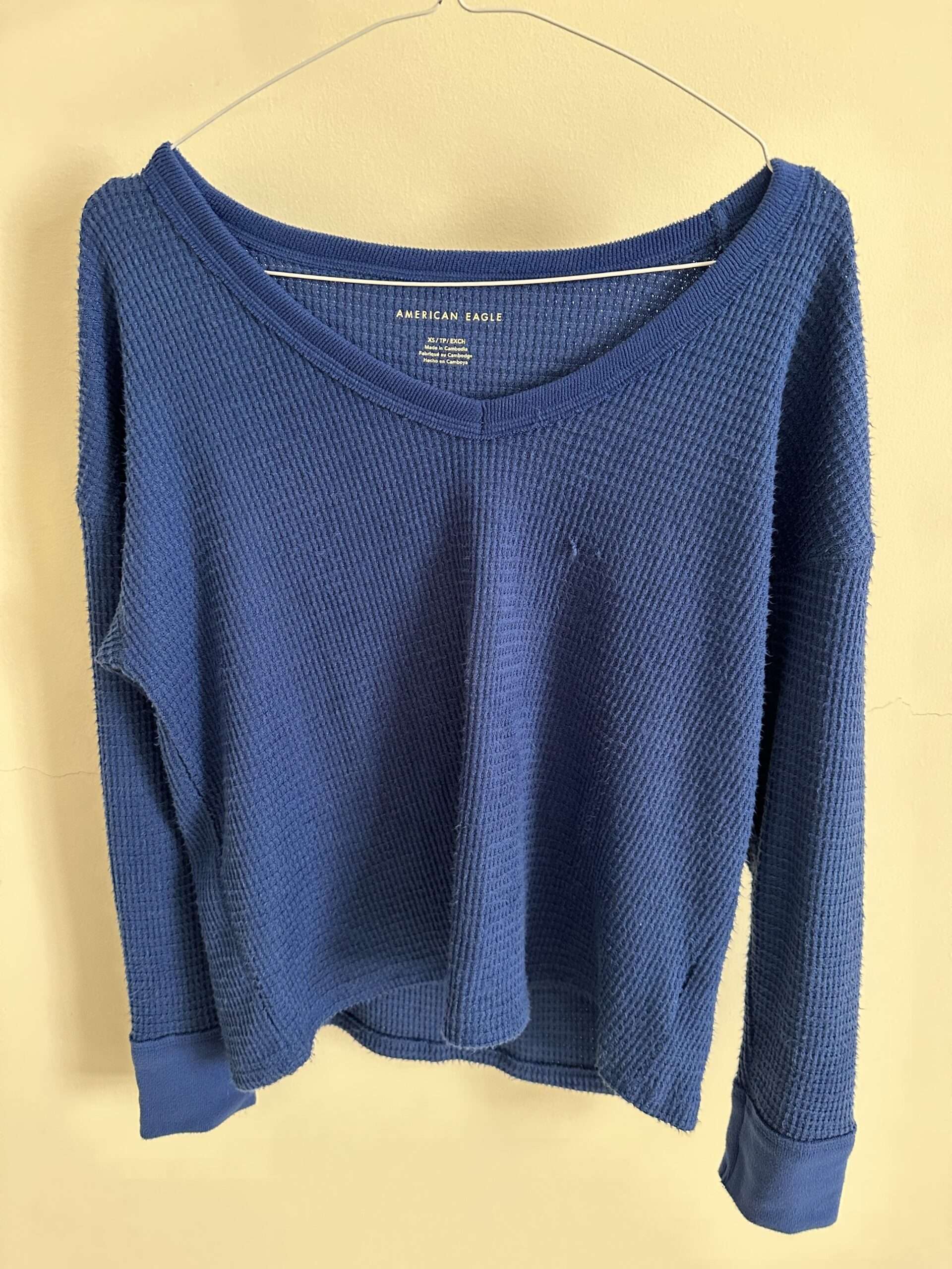 Blue Sweater - American Eagle - Yearn Fashion